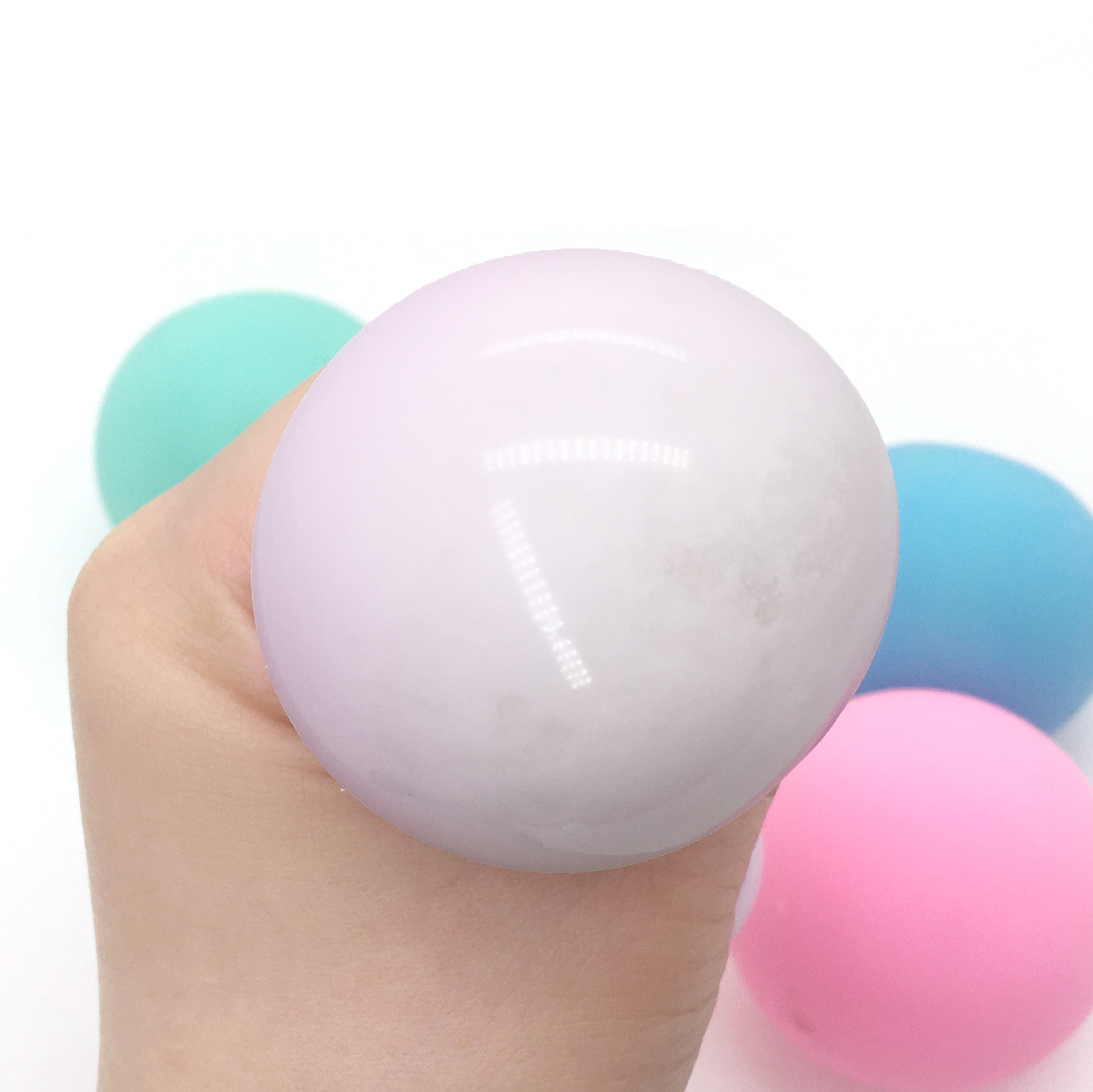 Cross-border e-commerce bestsellers: 6cm tofu balls, grass balls, flour balls, patterned balls, adult tpr, pinching fun, slow rebound Application Scenario