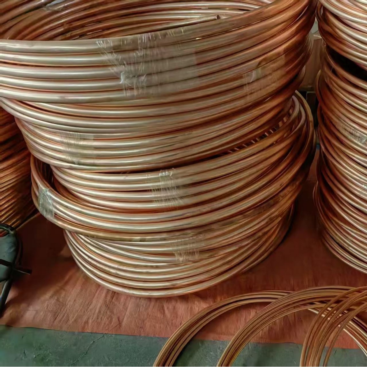 Air conditioning red copper tubes, red copper tube processing, hollow round tubes, straight tubes, red copper tubes, 10mm large diameter red copper wiring tubes details Picture