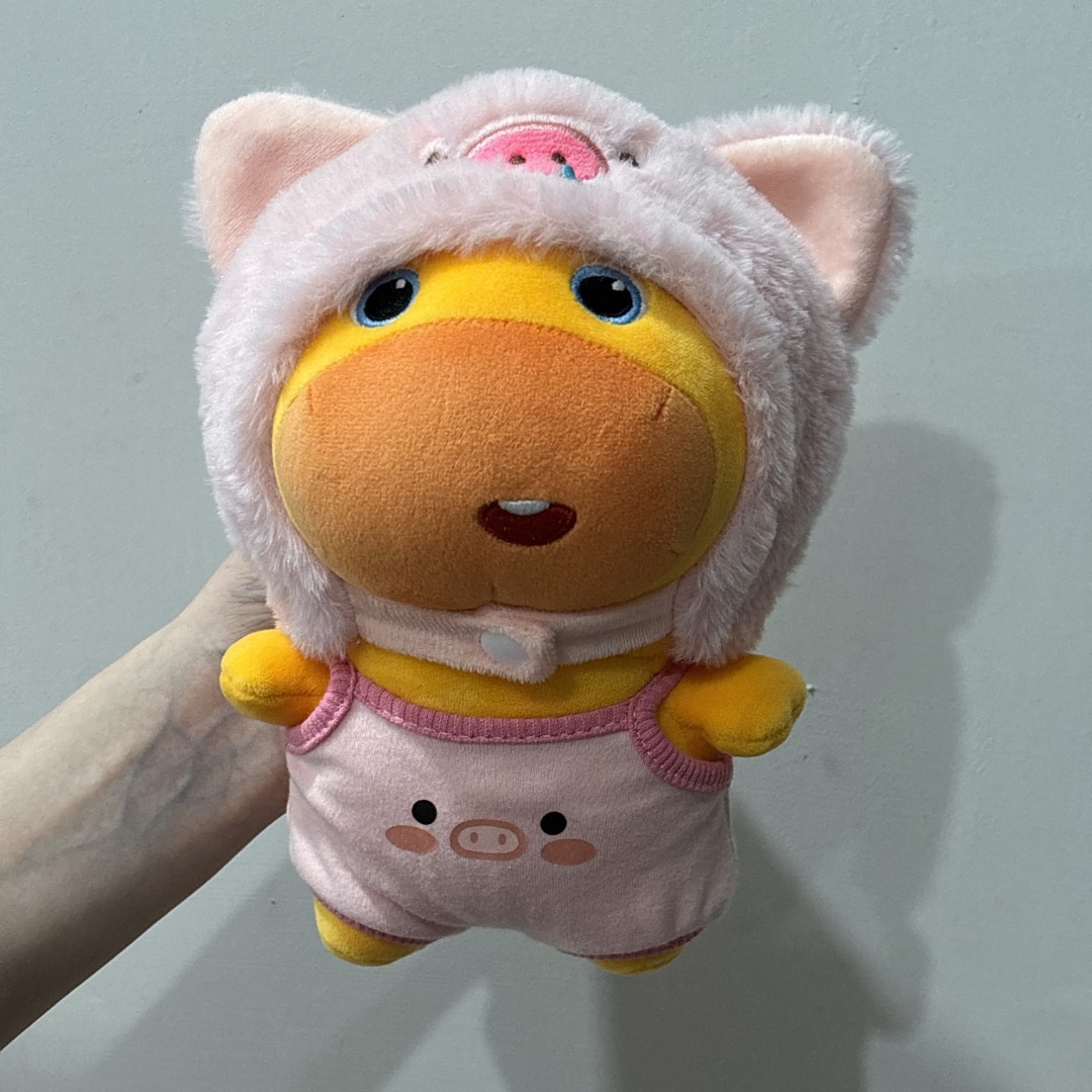 10 Cm Capybara Lulu Doll Pendant, 20 Schoolbag Keychain Doll, Changeable Doll Costume Series details Picture