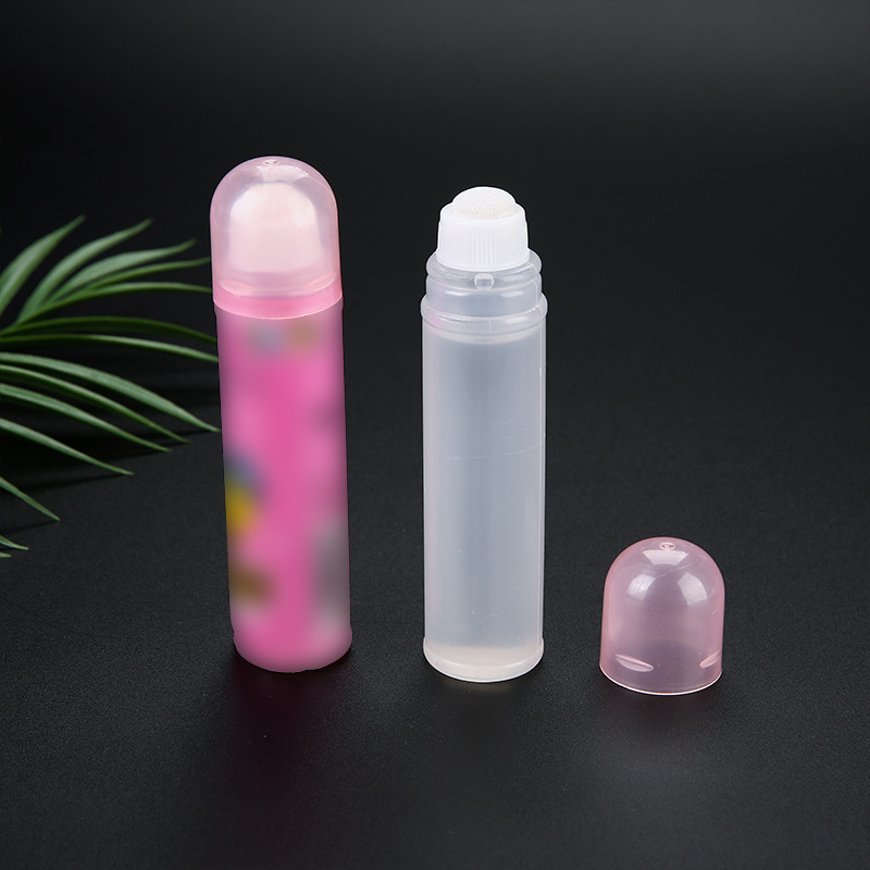 Flash nuevo estilo PE pegamento líquido tubo de botella de agua forma de lápiz esponja punta pegamento de oficina palo de pegamento de papelería estudiantil tubo vacío Application Scenario
