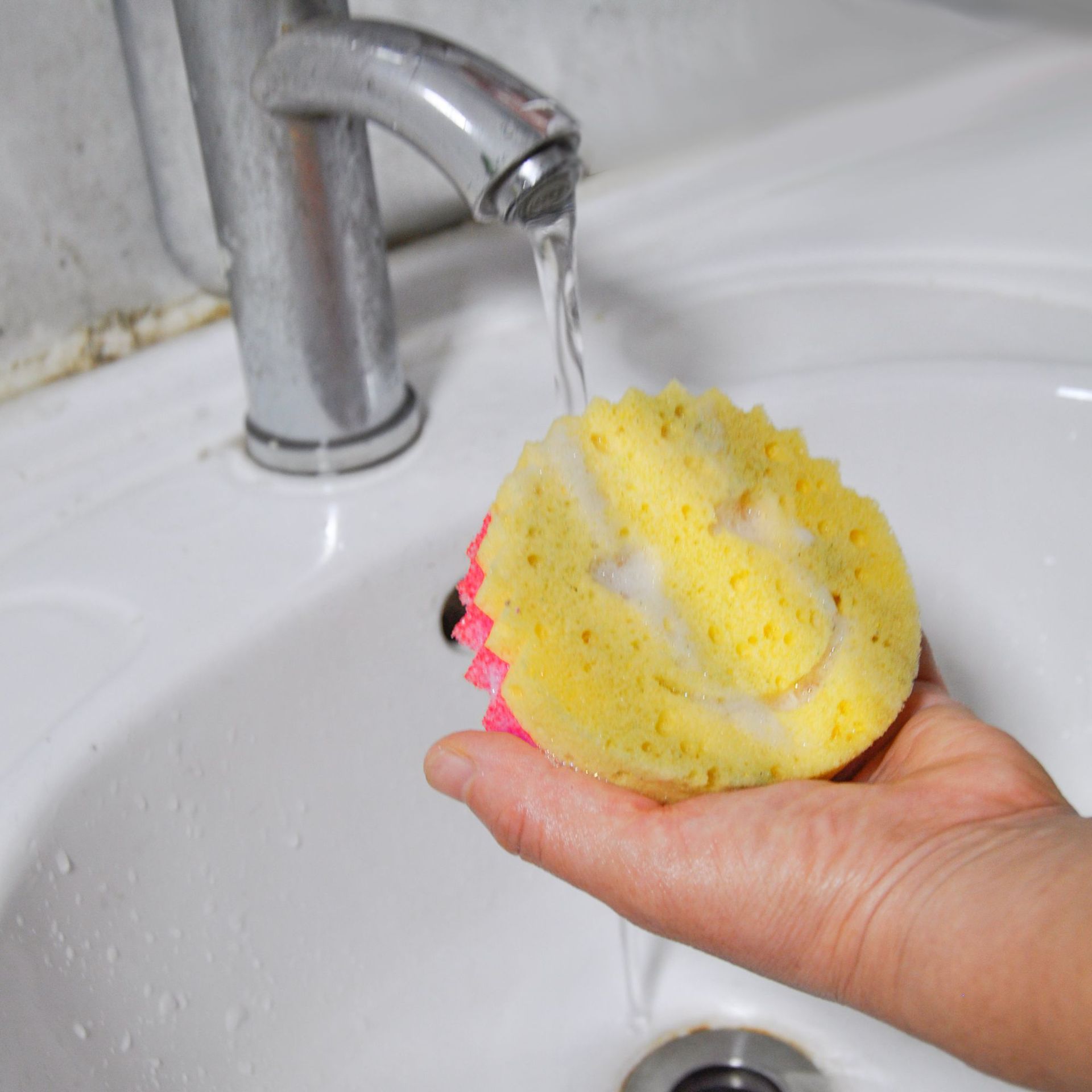 Sunday Double-layer temperature-sensing Sponge, Smiling Sponge, Magic Cleaning, Kitchen Stain Remover, Pot and Dish Cleaner, Double-layer 10 details Picture