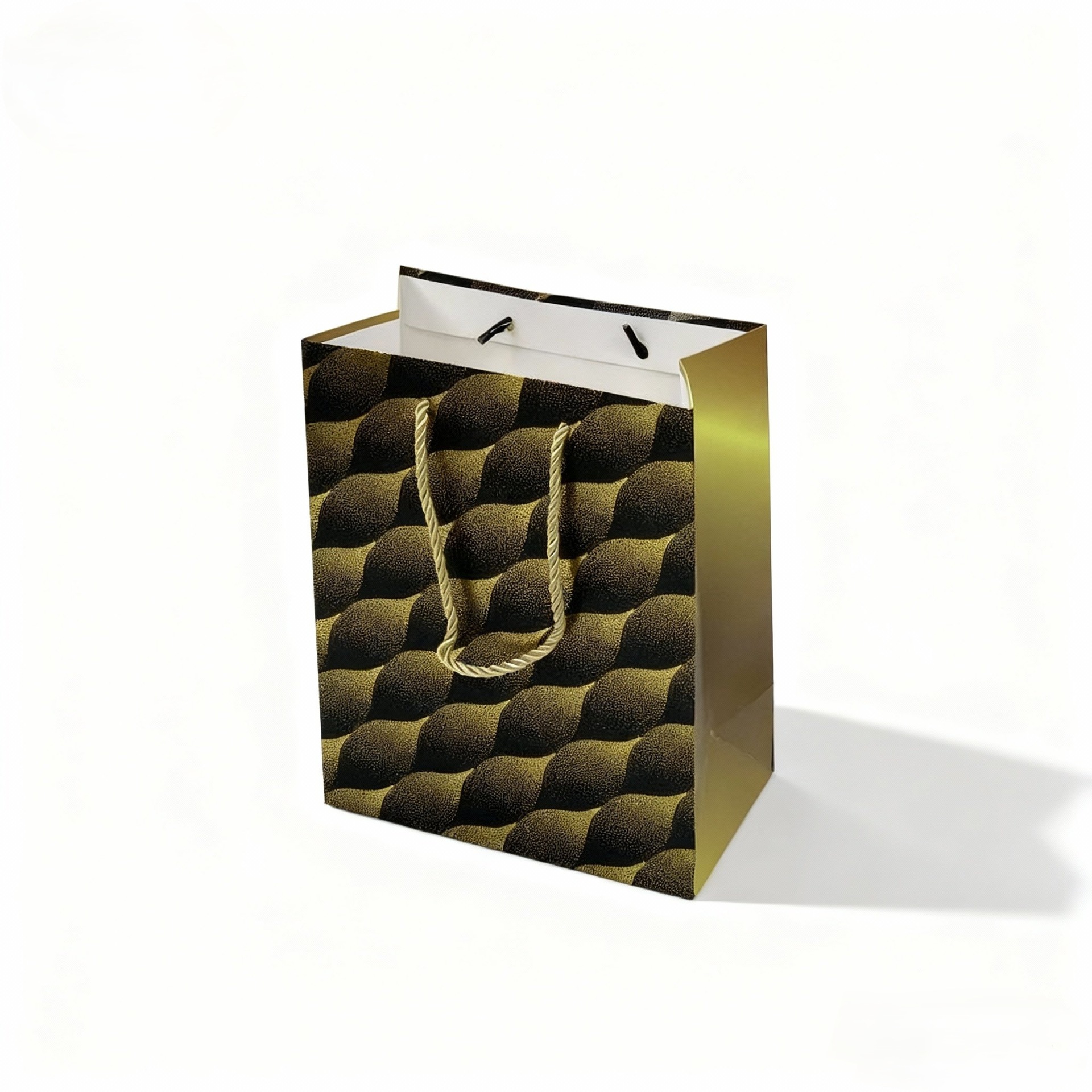 Black and gold diamond-patterned gift bag set, light luxury gilding handbag, high-end packaging for festival gifts, paper bag packaging for souvenirs Item Picture