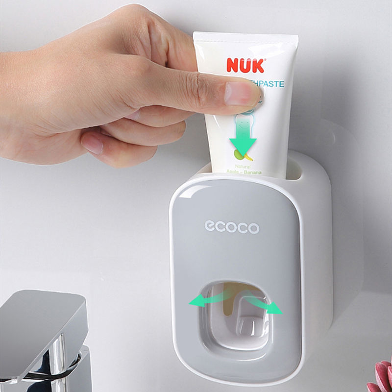 Yike Fully automatic toothpaste squeegee, children's toothpaste squeegee, wall-mounted household toothbrush set without perforation Application Scenario