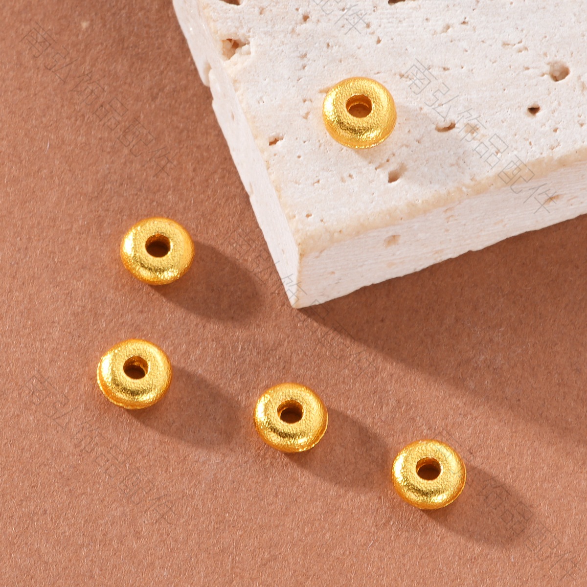 Ancient-style Vietnamese sand gold color-preserving circular wheel beads, high-end bracelet, necklace, DIY jewelry accessories Application Scenario