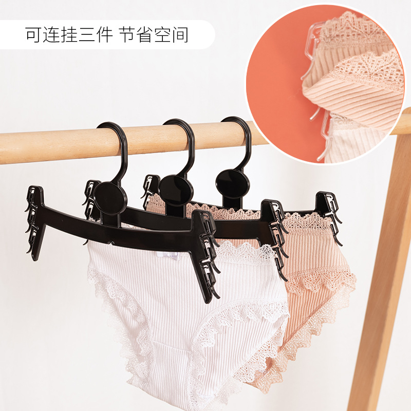 Simple drying display hanger, transparent bra, underwear and underpants storage rack, clothing store hanger, plastic clothes hanger Application Scenario