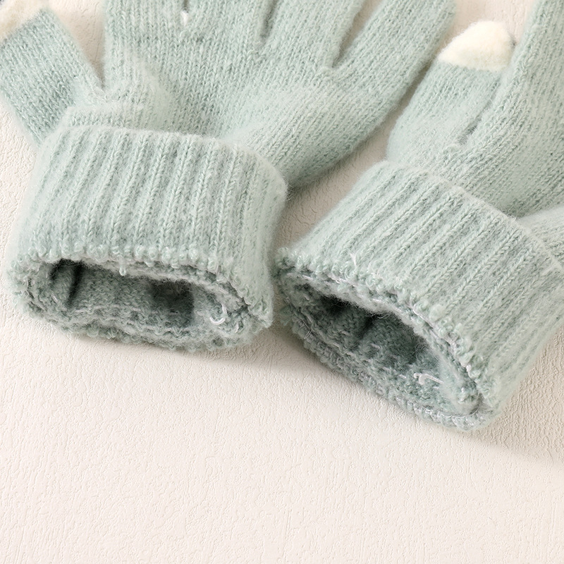 儿童手套实物图