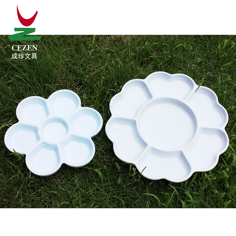 Factory wholesale multi-functional 7-compartment plum blossom imitation porcelain color palette, plastic color palette box, watercolor pigment color palette plate, art Item Picture