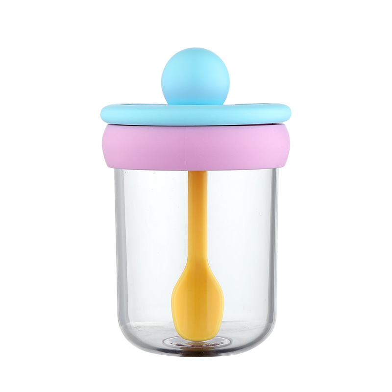 Overnight oat cup portable sealed takeout soy milk breakfast yogurt cup with lid spoon milkshake, oatmeal instant milk cup Application Scenario
