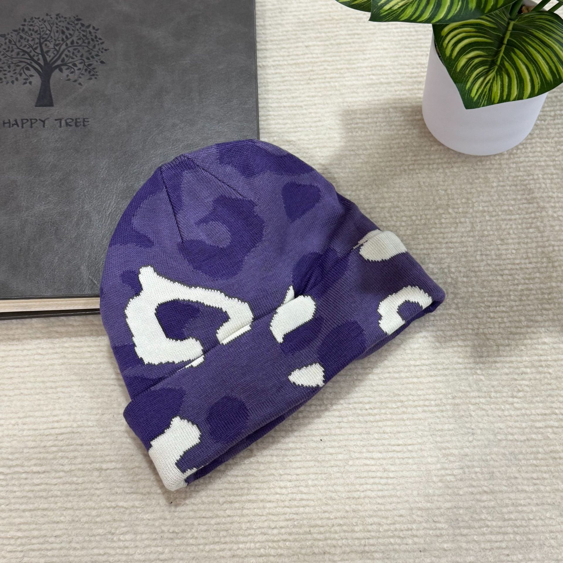 2025 New autumn and winter woolen caps, outdoor casual ski caps, European and American cold caps, warm jacquard camouflage knitted caps for men details Picture