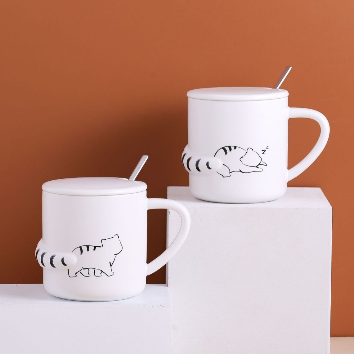 Creative and simple embossed lazy Cat ceramic cup, office home, girls' drinking water with covered spoon, milk coffee mug