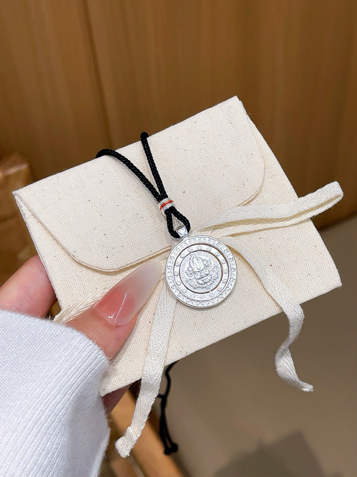 Wholesale of new Chinese-style rotatable wealth God rope necklace pendant and sweater chain accessories with copper plating, Miao silver and Tibetan silver Item Picture