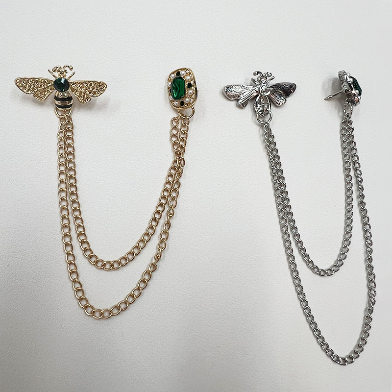 英伦风绿宝石蜜蜂胸针ins小众个性镶钻带链西装服饰链条别针配饰细节图