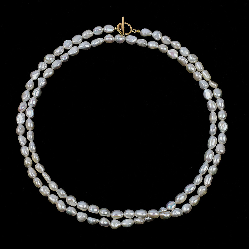 Sweater chain, natural pearl necklace, long OT buckle, fashionable French retro, irregular-shaped pearl, versatile, casual long chain for women Application Scenario