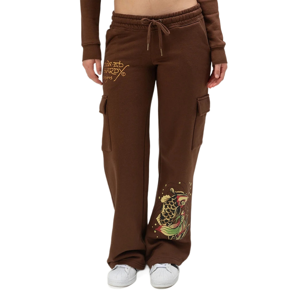 A 2025 new European and American style printed hooded sweatshirt and sweatpants two-piece women's casual set Application Scenario