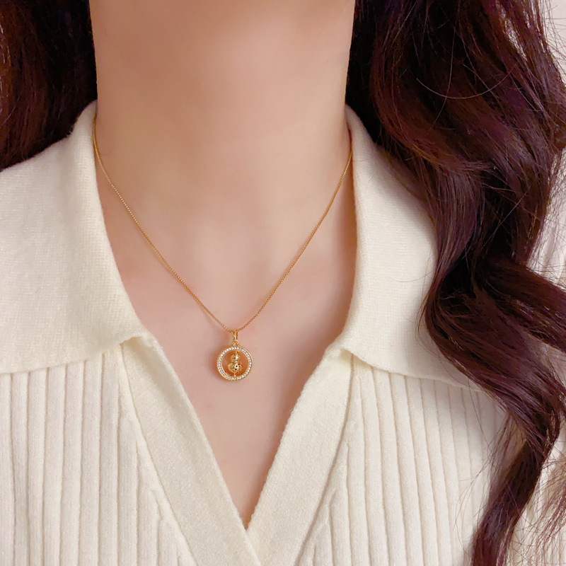 Wholesale of niche, fashionable, light luxury, versatile diamond-encrusted three-dimensional gourd ring necklace with a simple and elegant look