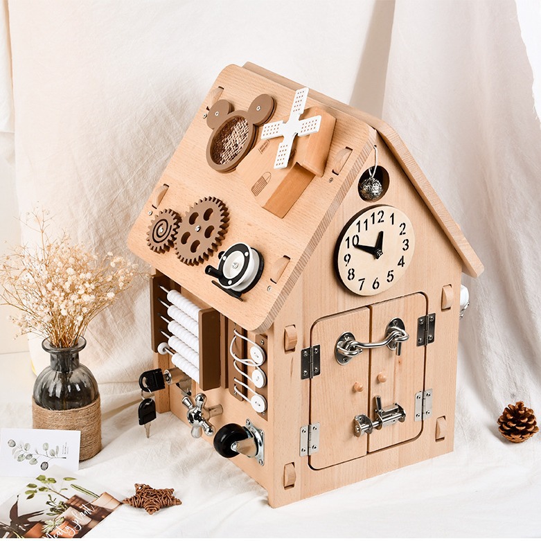 Wooden busy house Montessori DIY baby lock-picking concentration training starry sky top toy Montessori multi-functional