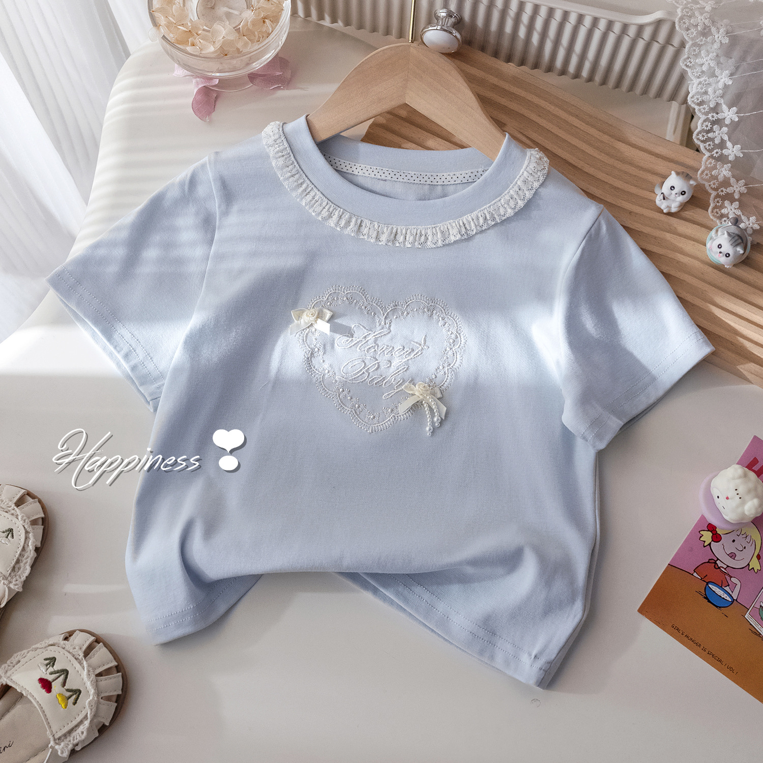 Summer 2026 new Lace lace heavy embroidery short-sleeved T-shirt and stylish short skirt two-piece set for girls details Picture