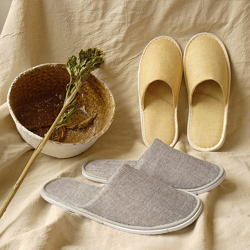Artículos de hotel ropa al por mayor salón de belleza hospitalidad en el hogar artículos de hotel algodón no desechable zapatillas de lino zapatillas lavables