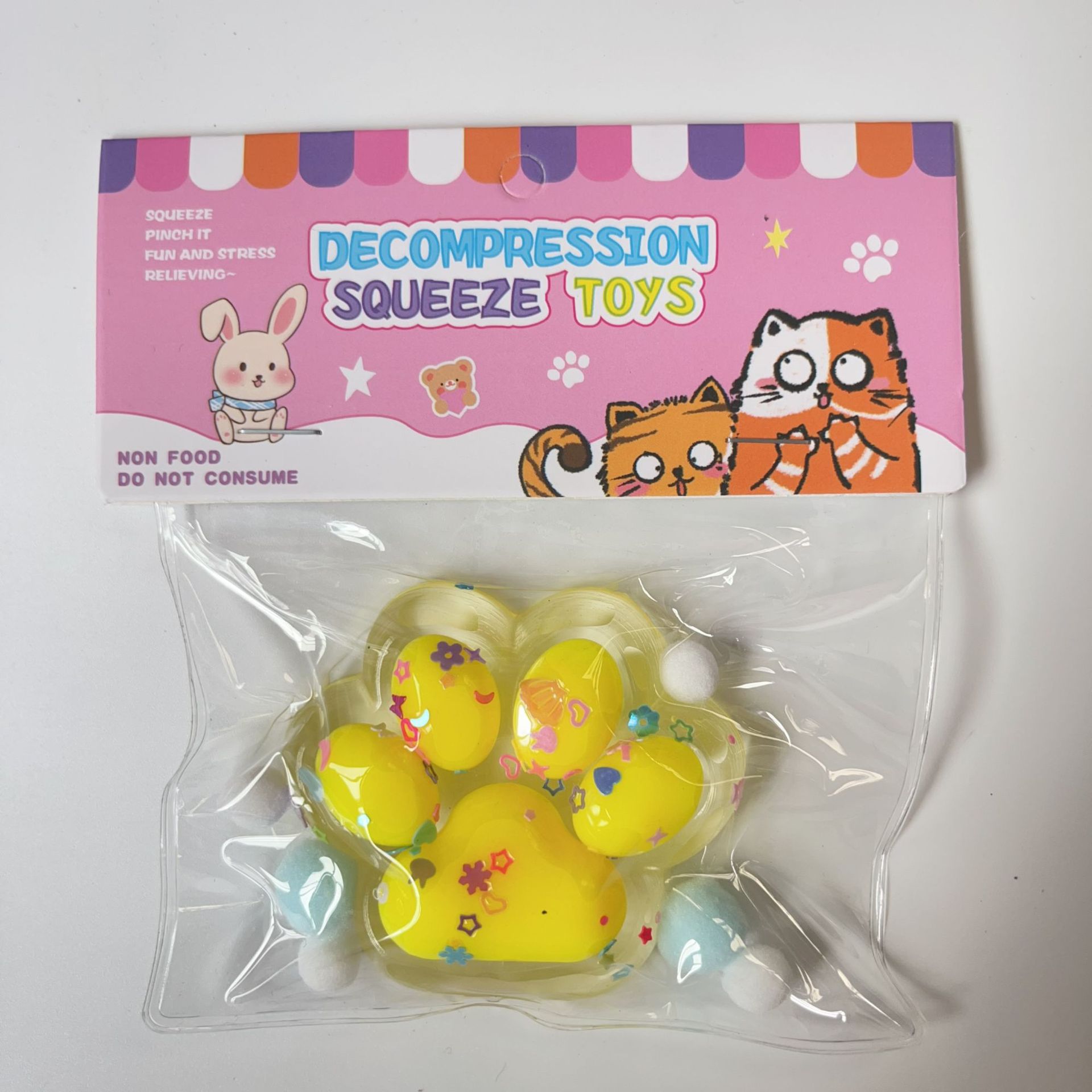 Glow-in-the-dark super soft cat paw glowing tpr toy, the same style as Xiaohongshu, is easy to get rid of Application Scenario