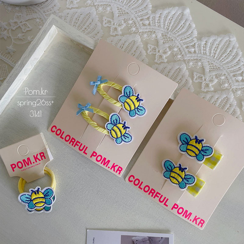 Spring new cute little bee hair clips, children's fabric side broken hair bangs clips, Bye clips baby hair accessories for women Application Scenario