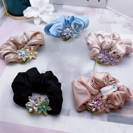 Fansi's new bowknot women's style original design oil painting process thick sausage ring simple and elegant back head sausage ring Specification image