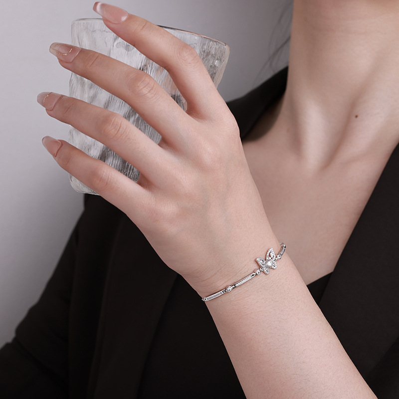 Zhuoheng Select S925 Sterling Silver Japanese And Korean Butterfly Language Mosang Diamond Bracelet, A Niche Design With A Light Luxury And High-End Feel, Is A Delicate Bracelet For Both Men And Women Specification drawing