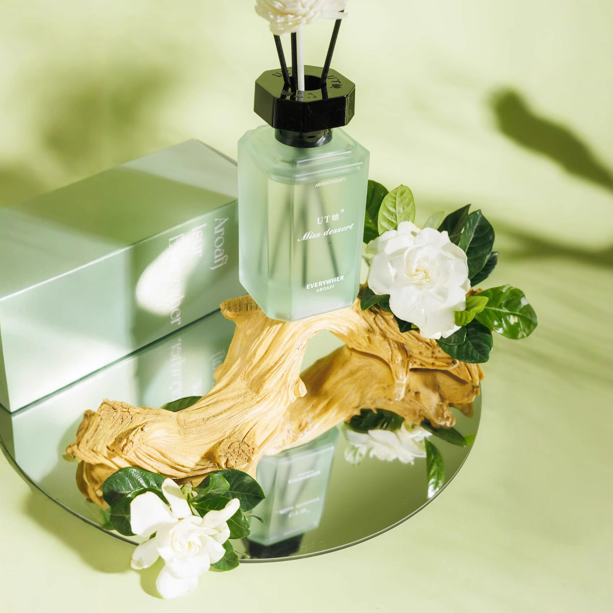 UT Her Pinellia Jasminoides Flameless Aromatherapy for home toilets, hotels, homestays, indoor living rooms, bedrooms, and lingering fragrance distribution Specification image