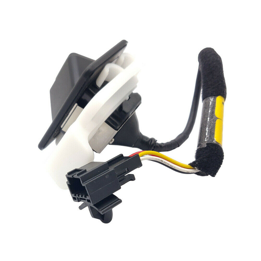 The 95760-2T001 is suitable for the rearview reversing camera of Hyundai-Kia vehicles from 2011 to 2013 details Picture