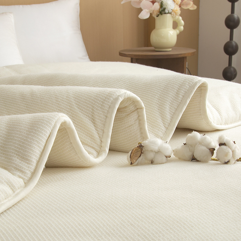 Xinjiang cotton quilts, student dormitory bedding, cotton quilts, cotton quilts, spring and autumn quilts, winter quilts, quilt cores, cotton quilts, winter quilts wholesale Specification image