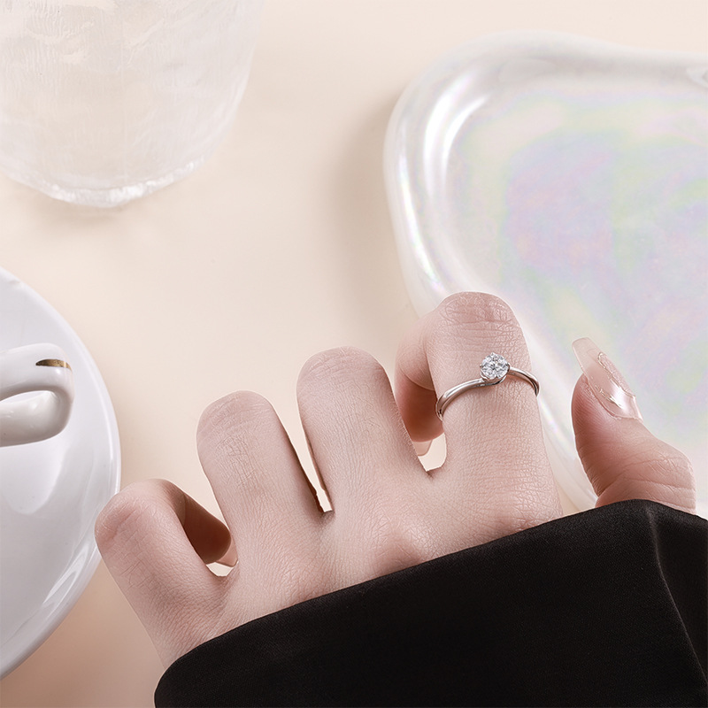 S925 silver armband ring Moissanite loose cuff, simple and versatile four-prong ring jewelry, live stream in stock wholesale Application Scenario