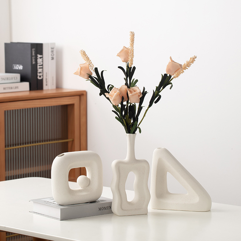 2026 European-style ceramic white vase, ins frosted and unfired creative flower arrangement, light Luxury home decoration accessory wholesale details Picture