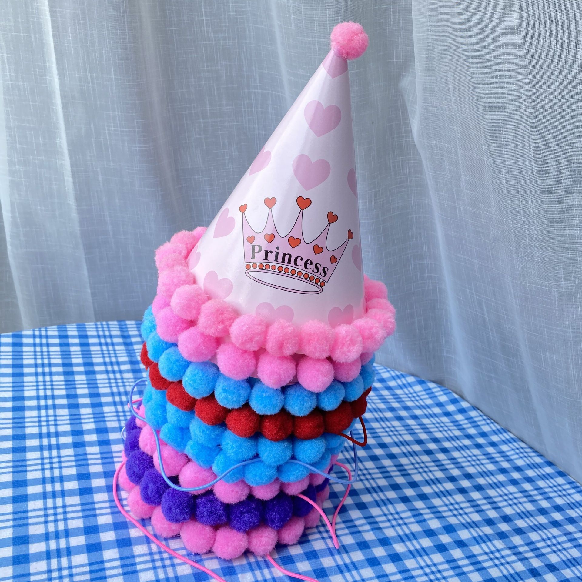 Wholesale birthday hats, children's pom-pom birthday hats, baby party cakes, decorations, baking supplies, birthday hat making Specification image