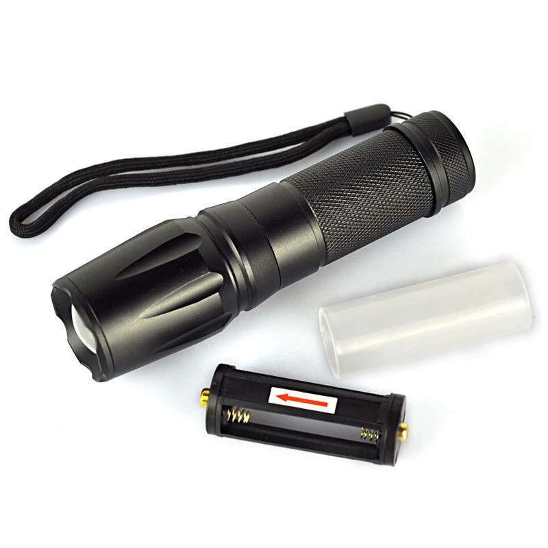 L2 telescopic zoom high-intensity flashlight LEDT6 wick telescopic focusing long-range set 878 rechargeable flashlight Application Scenario