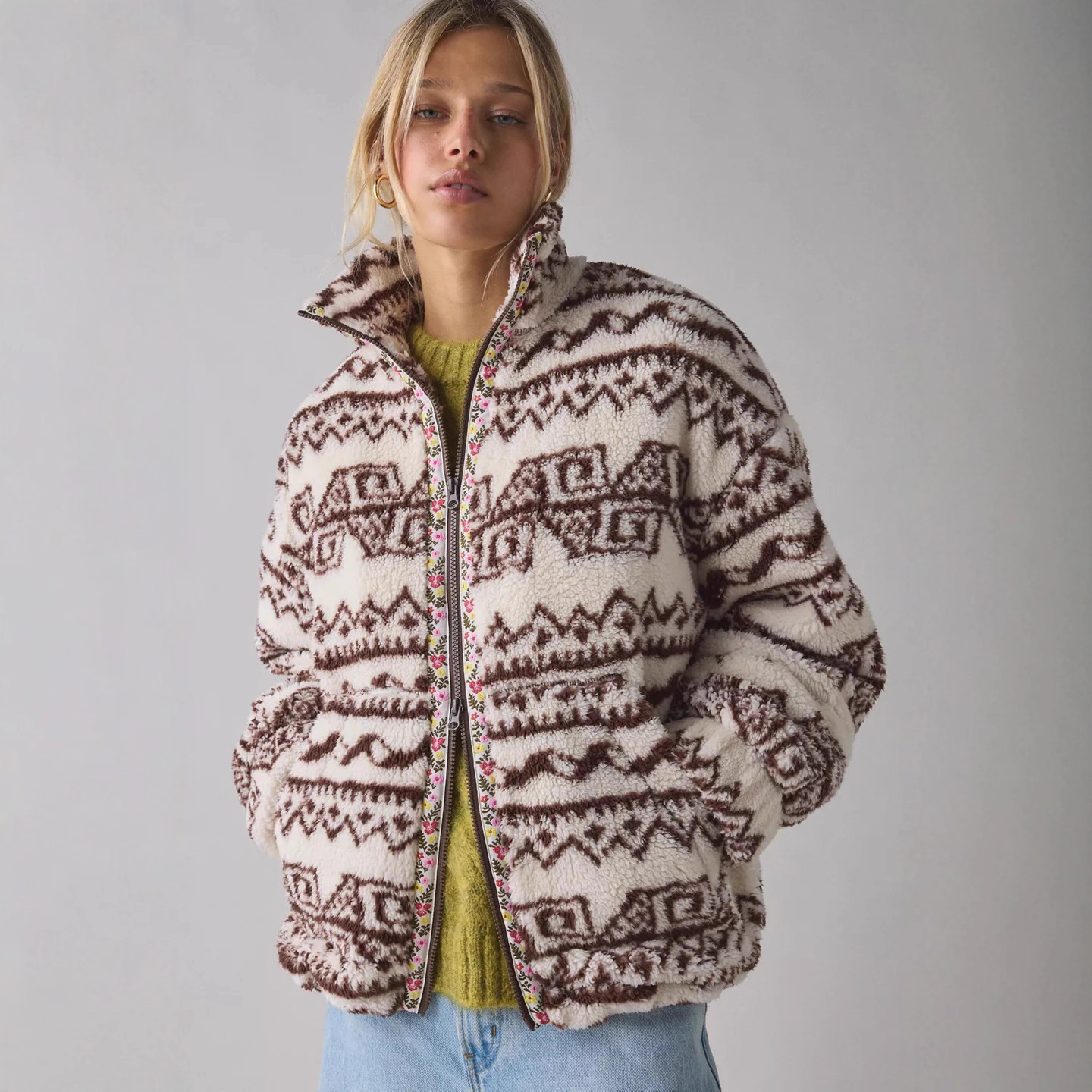 New fleece retro European and American style stand-up collar zipper cardigan for women's wear in the 2025 autumn and winter cross-border from Europe and America Specification drawing