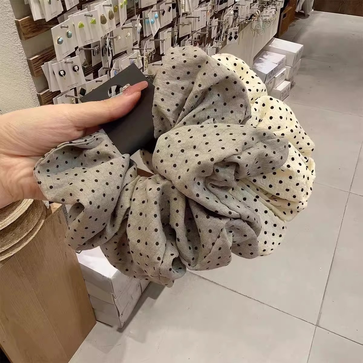 Korean style 2024 new cotton and linen pure cotton fabric polka dot large intestine ring hair ring Forest Girl Super fairy hairstyle accessory