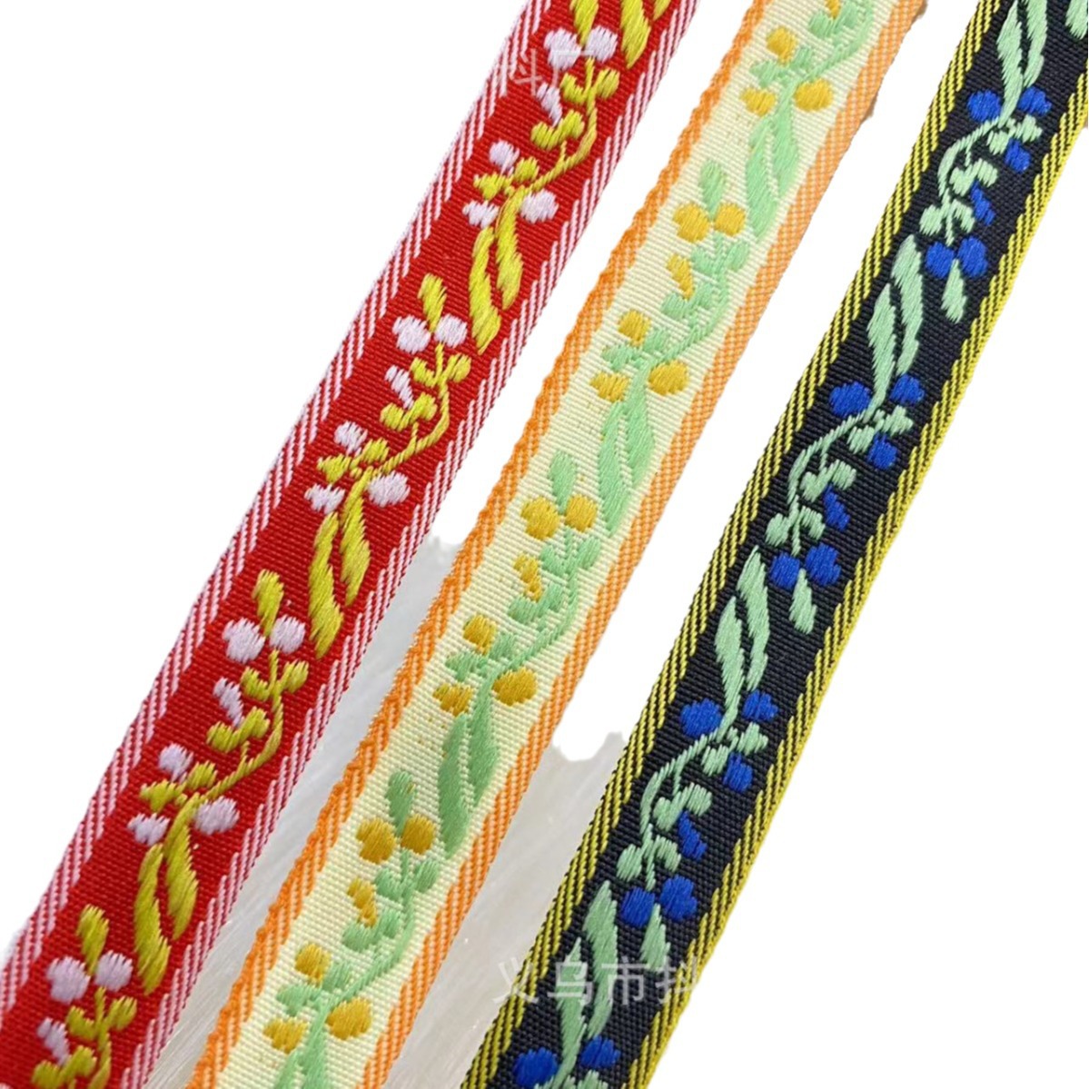 1-3 ج ميم -التطريز الوطني لأوراق القطن الصغيرة في شكل أزهار، في شكل أغطية شعر Item Picture