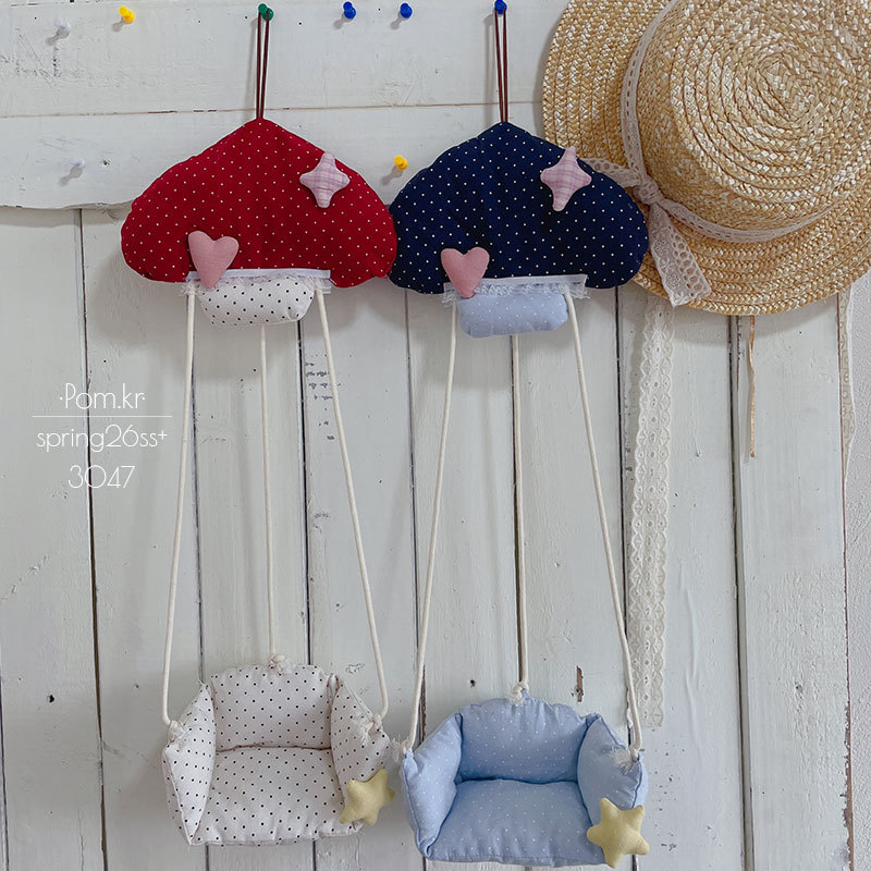 New Korean-style cloud mushroom sofa pendant, fabric handcrafted hair clip, storage great item, children's room decoration pendant details Picture