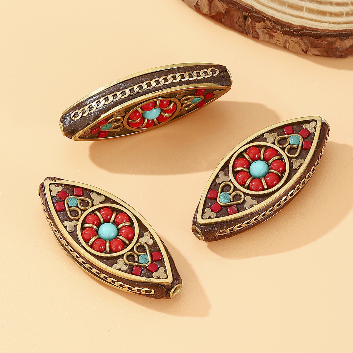 Tibetan-style Nepalese vintage bead hand-inlaid red and blue turquoise DIY jewelry accessories, ethnic style cultural play bucket Specification image
