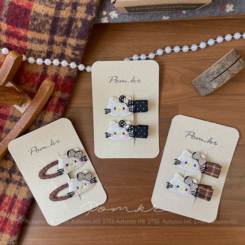 Korean version new cartoon KT children's hair clip, cute cat girl, sweet bangs, side clip, checkered embroidery, handcrafted Pom.kr knitted hair clip: checkered polka dot butterfly autumn and winter sweet girl, cute style headwear, matching hair accessory Application Scenario