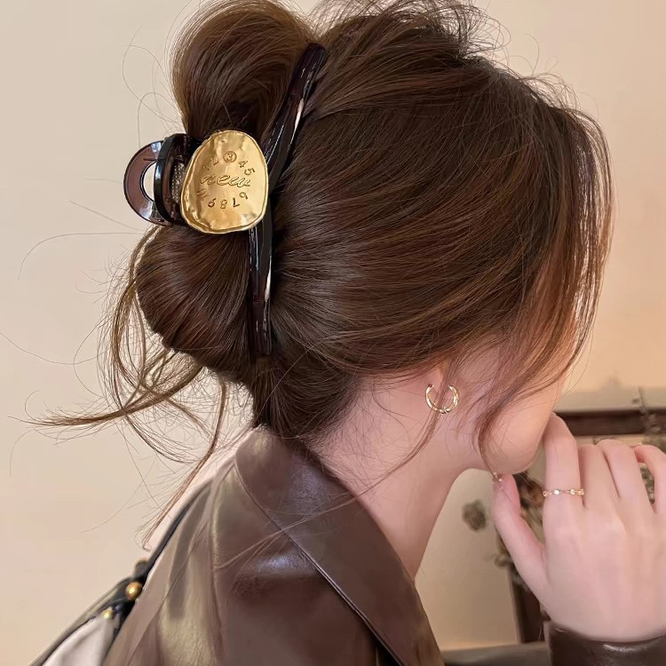 2025 New style simple and high-end women's hair clip, large shark hair clip, back of the head, elegant headwear Specification image