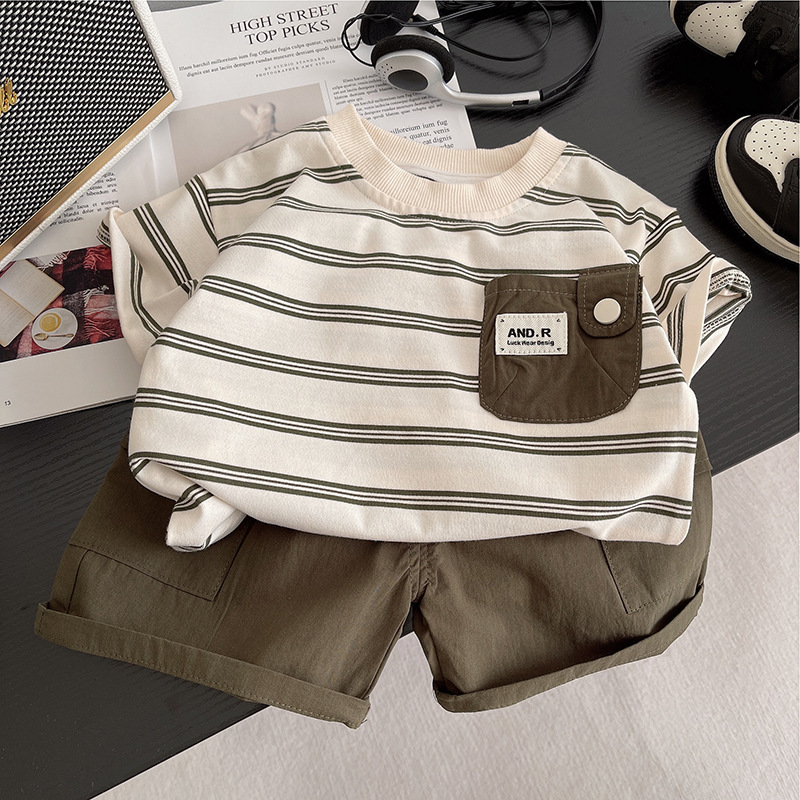 New children's summer clothing set, featuring striped short-sleeved T-shirts and shorts, is a fashionable two-piece set. It's casual, cool and trendy for babies Specification image