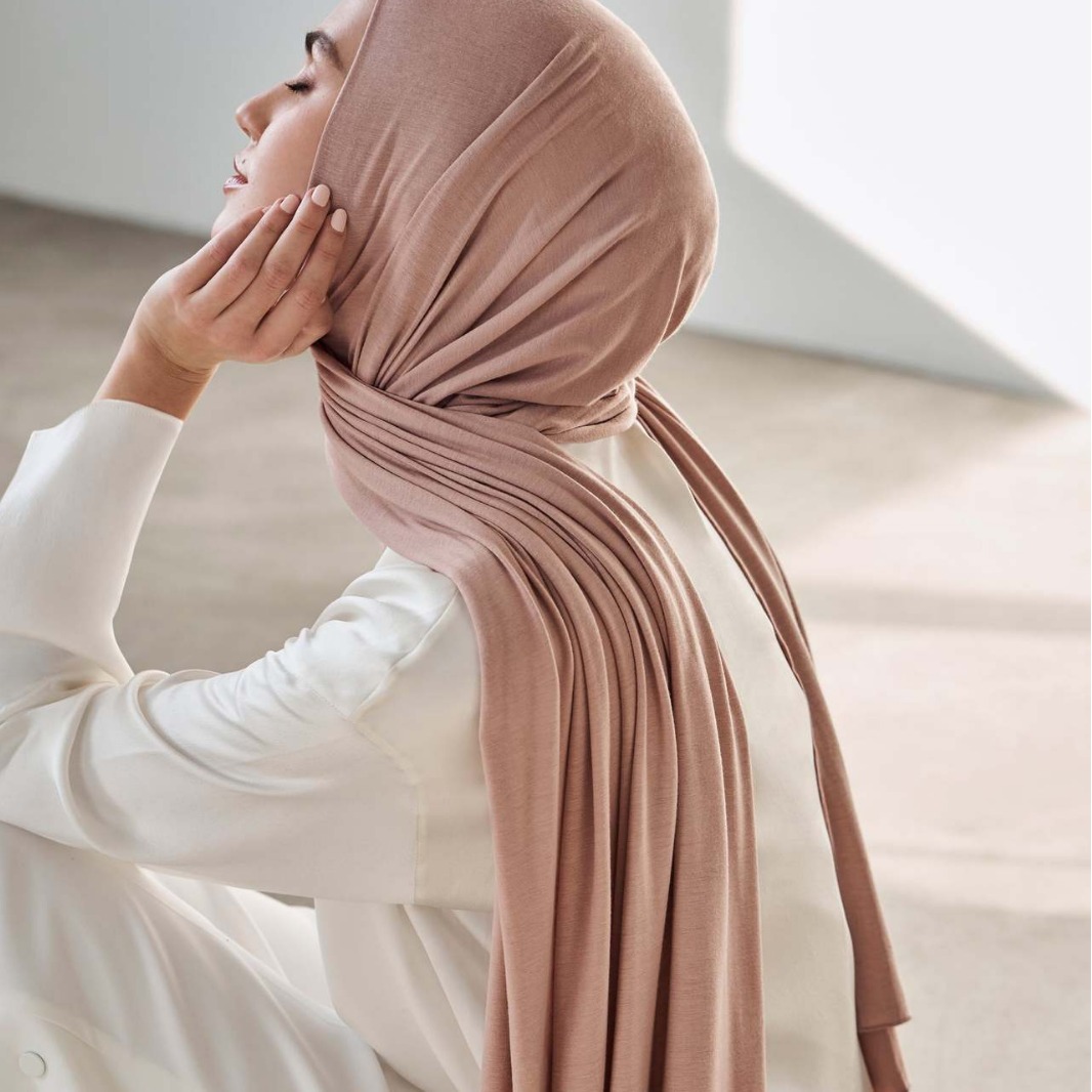 High-quality solid color modal rolled-up mercerized cotton scarves, shawls and headscarves for cross-border Middle East Jerseyscarf details Picture