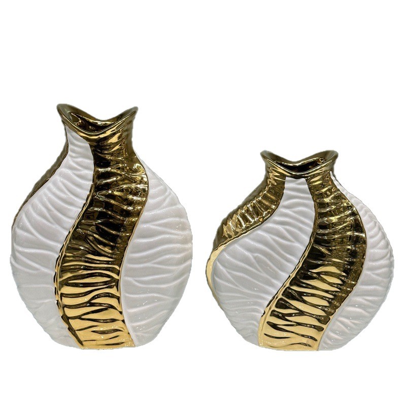 Modern light luxury ceramic vase ornaments, home decorations, living room flower arrangements, electroplated platinum vases Item Picture