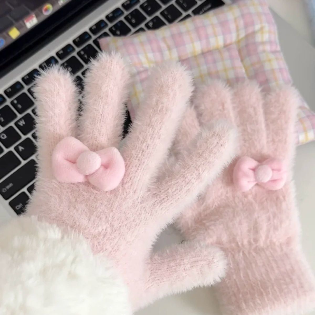 Korean tie lindo azul rosa arco de punto guantes de peluche outlet mujeres invierno más peluche para mantener el calor y prevenir el frío dedo dividido Application Scenario