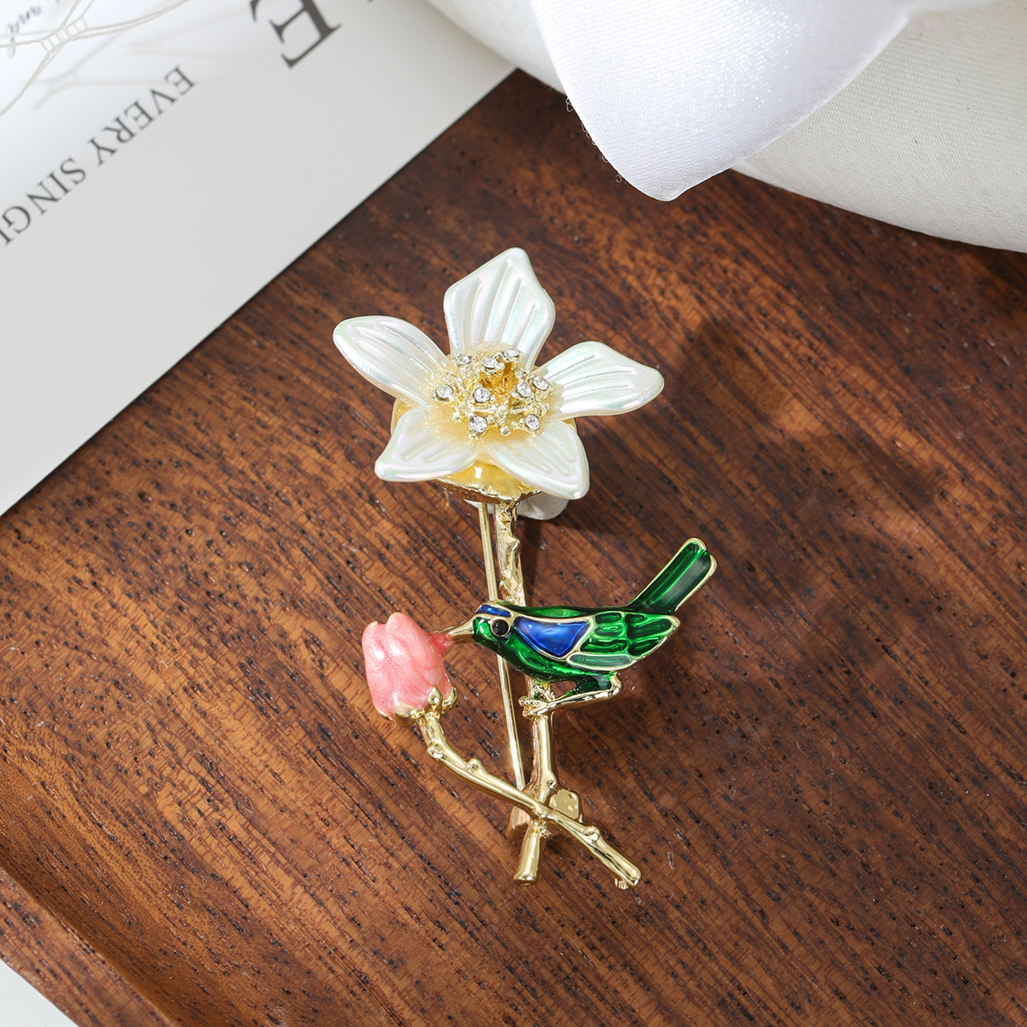 新款复古中国风荷花胸针女时尚优雅莲花别针小众个性胸花西装配饰