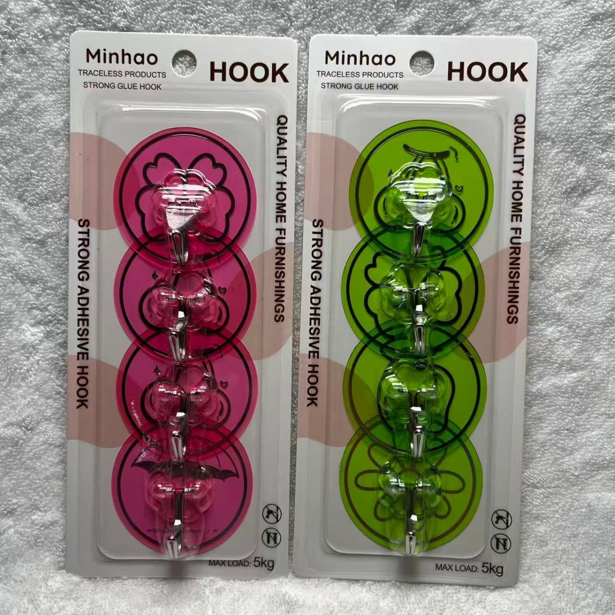 New round gold-embossed film plum blossom sheet iron hook, no drilling, no mark hook, living room wall-mounted door, rear hanging bag hook Specification image