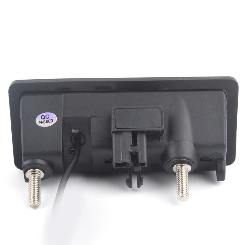 It is suitable for the high-definition night vision reversing camera of Volkswagen Audi A4, LA6L, Q3, Tiguan, Lavida and Passat Item Picture