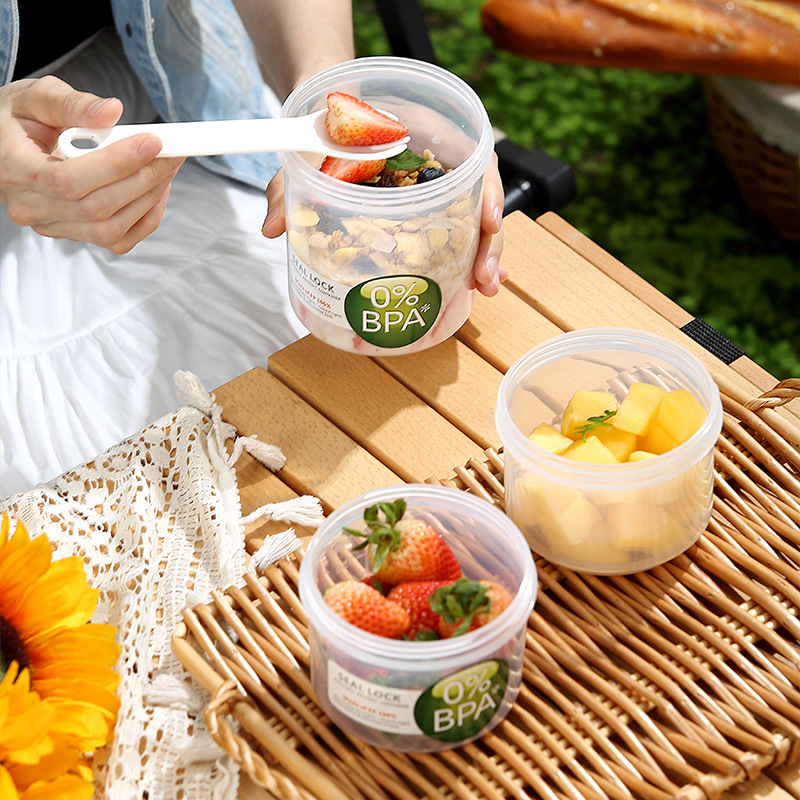 Creative double-layer circular sealed food storage box, breakfast fruit takeout microwave plastic lunch box with tableware storage box Specification image
