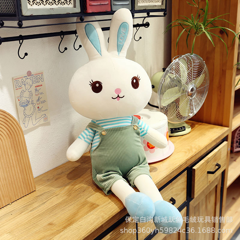 哭哭马/毛绒玩具/毛绒玩具小马驹/灯笼/ai玩具产品图