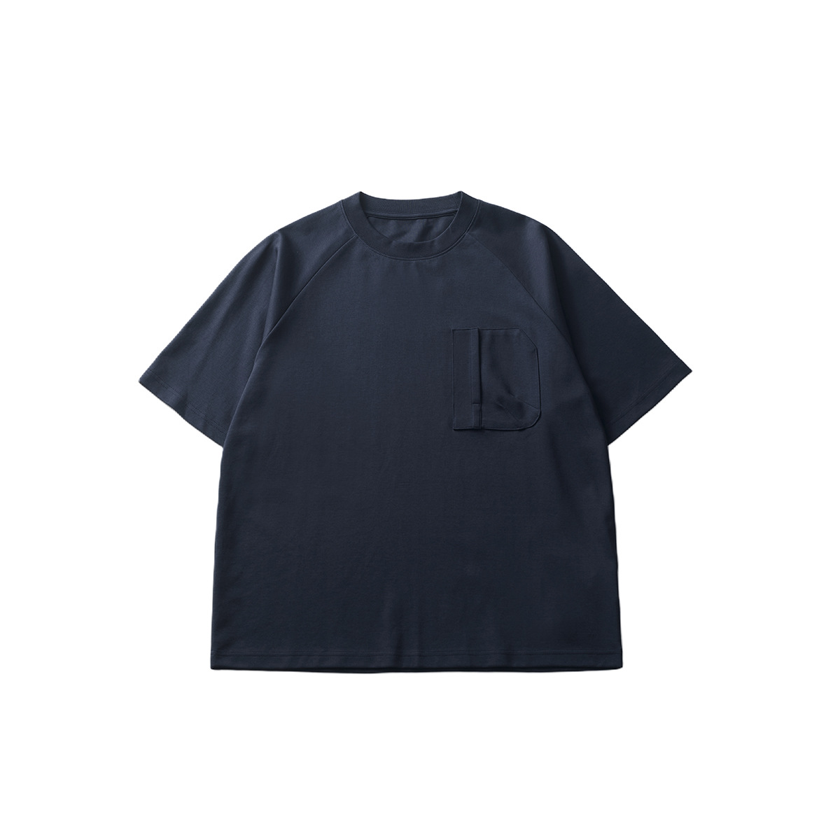 APO men's Wear: Off-the-shoulder short-sleeved men's T-shirt, a trendy brand, loose round-neck, thin summer versatile top, paired with a base layer Item Picture